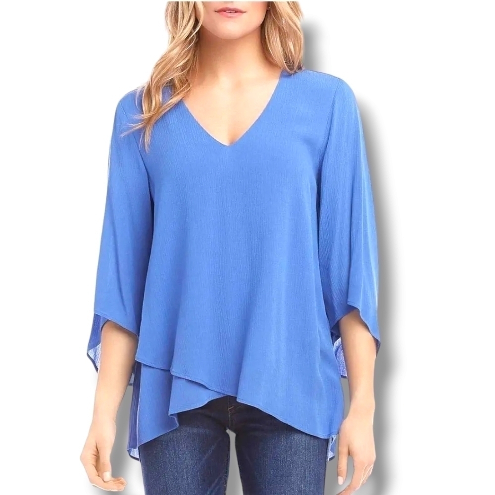 Karen Kane Bracelet Sleeve Top In Light  Blue
